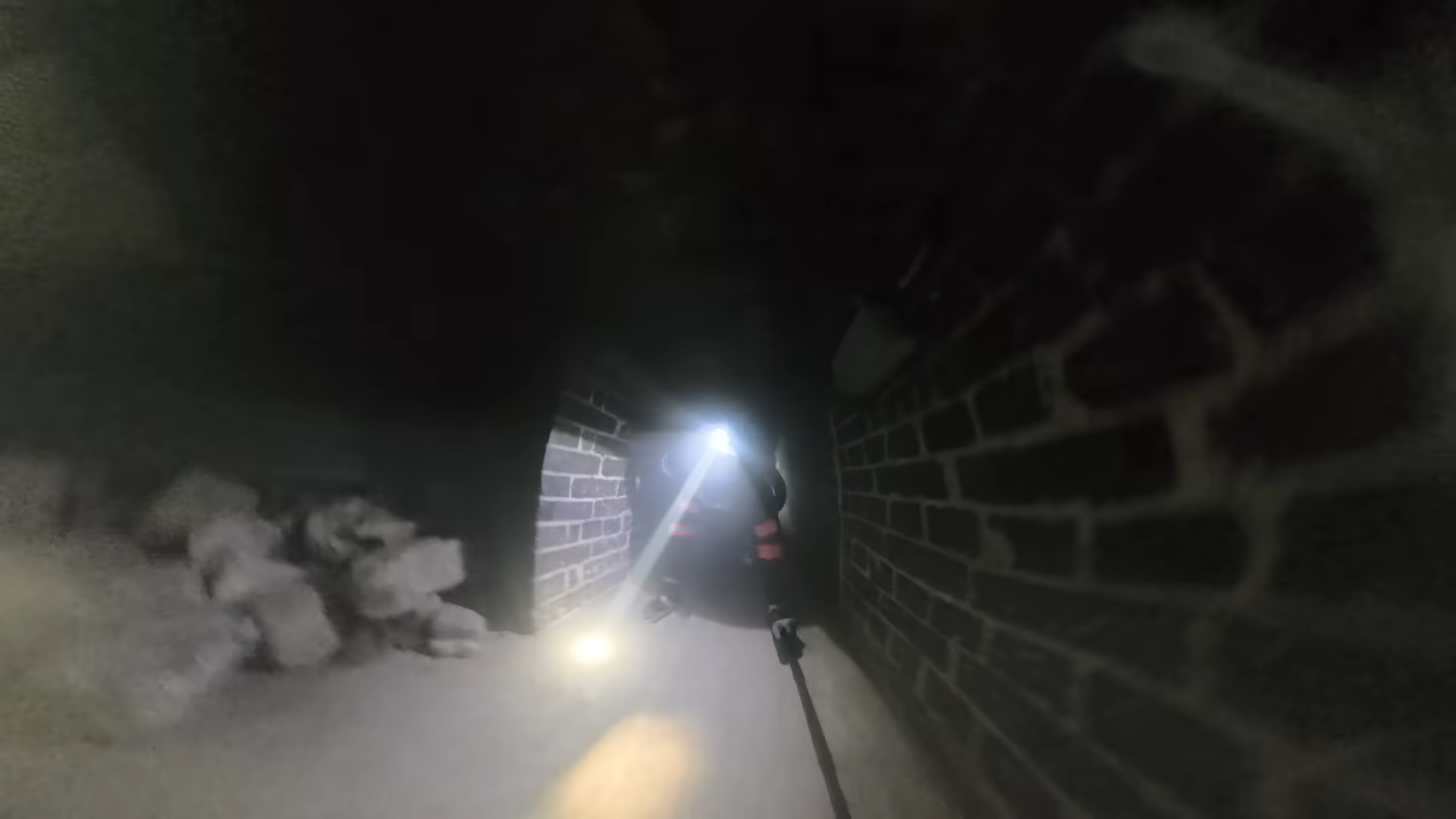 These people walk towards mining disasters. 13-4 screenshot.png